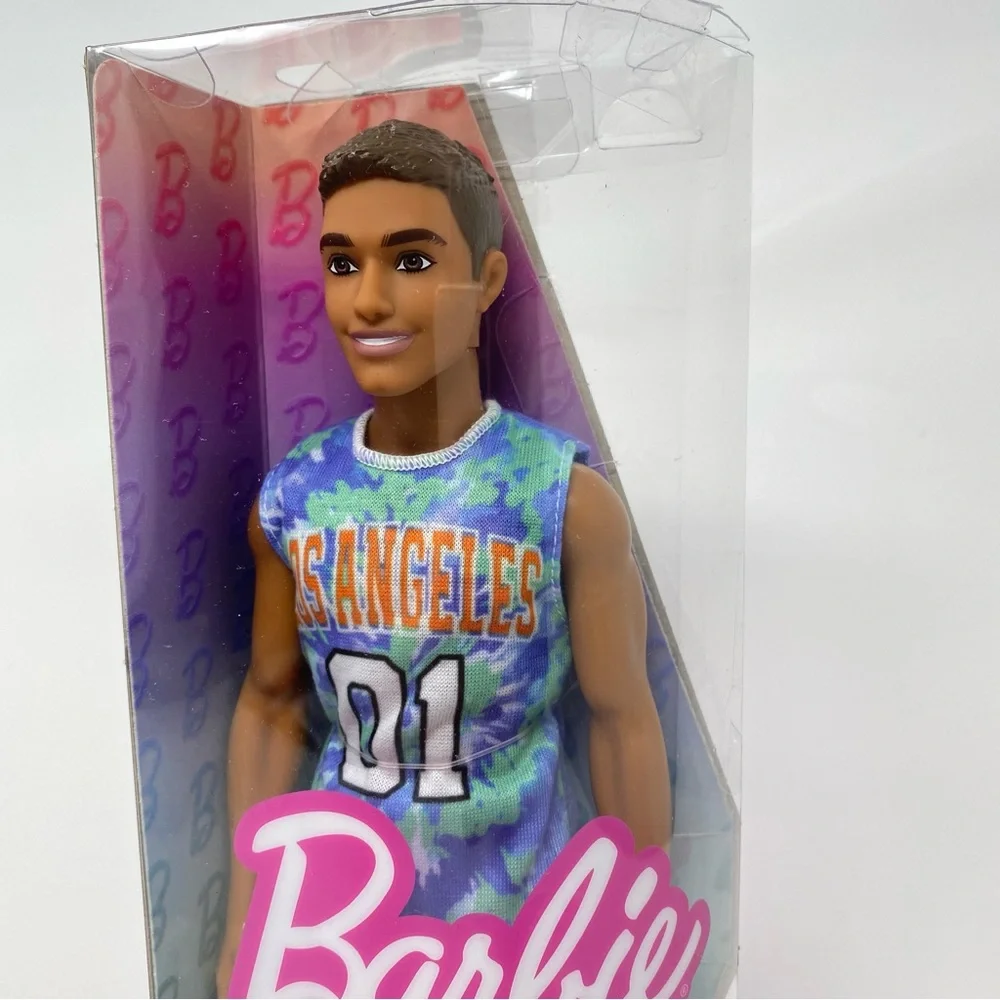 Mattel Barbie Fashionistas Ken‎ Fashion Doll #212 with Prosthetic Leg NEW